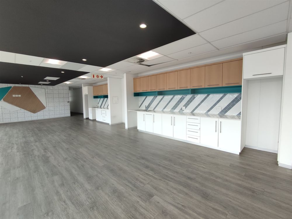 Rosebank Towers - Rosebank- 1stfl NE 718 m² (8