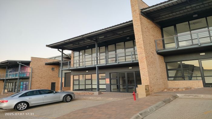 Industrial space to rent in North Riding with showroom, office, and warehouse.