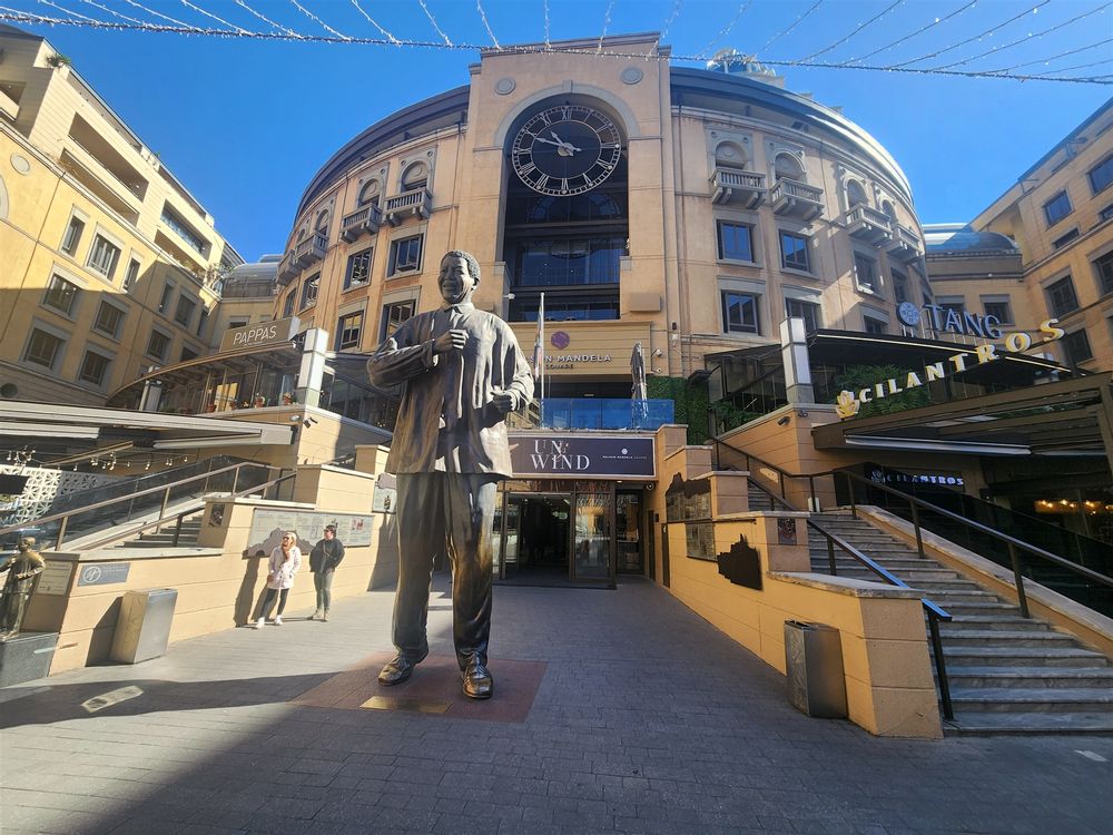 Nelson Mandela  Square - Sandton