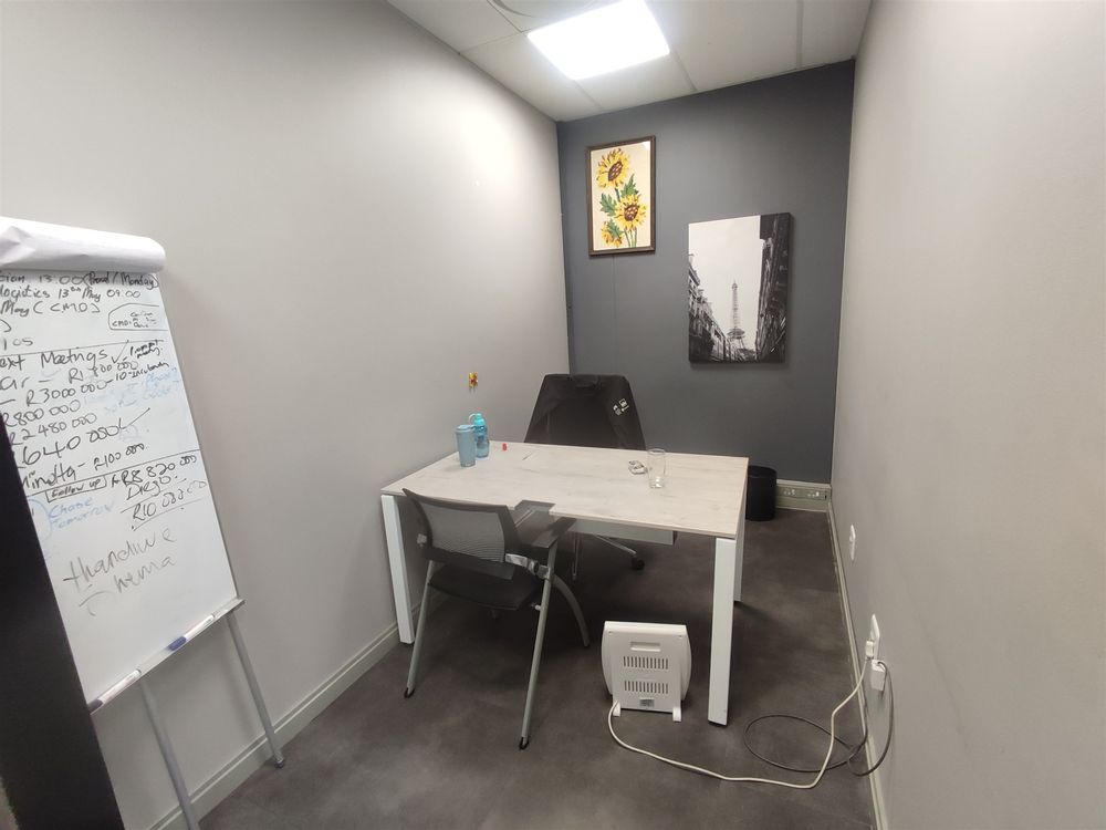 16 Fricker Road- Illovo - Grfl 194.18m² (6