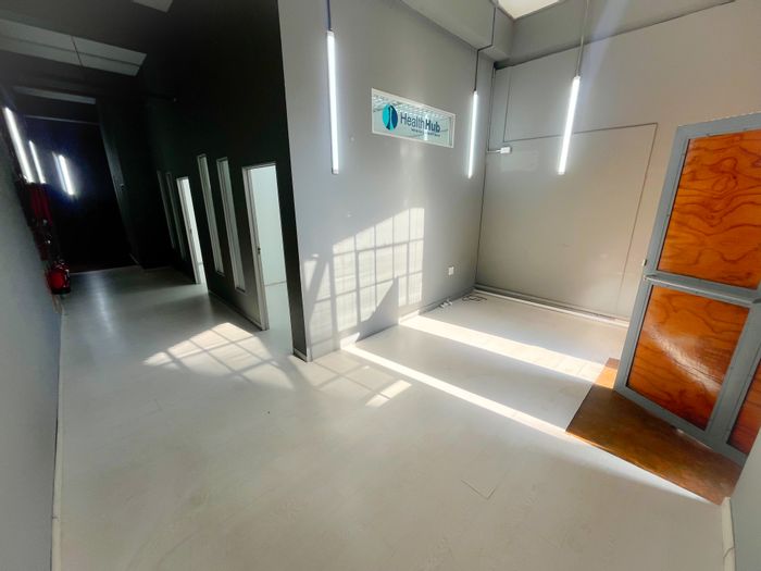 Office To Rent in Auckland Park: Flexible layout, high-speed internet, secure access.