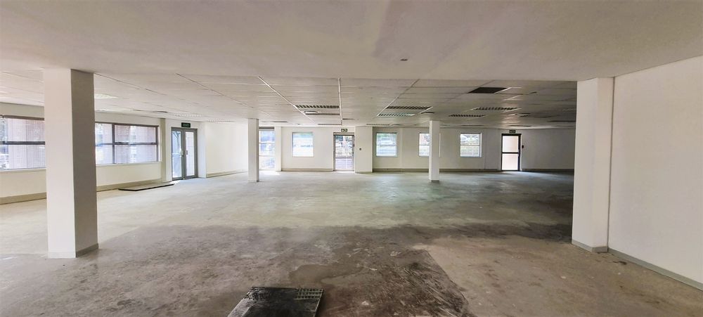 The Woodlands-Woodmead-Building 32 (13)