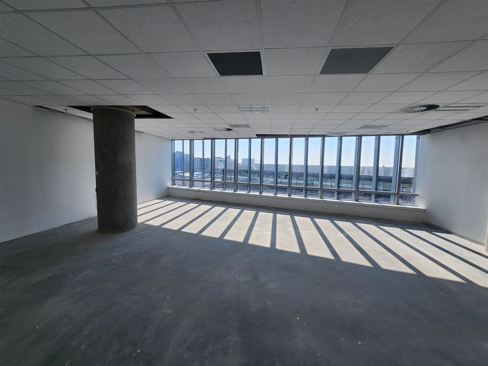 102 Rivonia Rd-Sandton- 9th fl 221.71m² (5