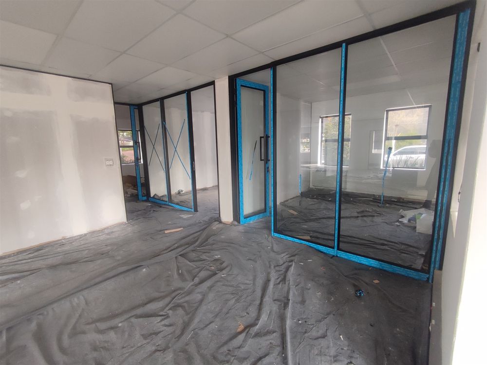 Albury Park_Dunkled West_Bldg 1_1st Fl 347.3m²(5