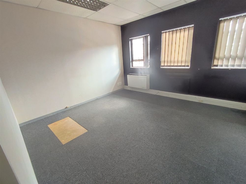 HydeParkLane-Oxford-1stfl 639.38m² (9