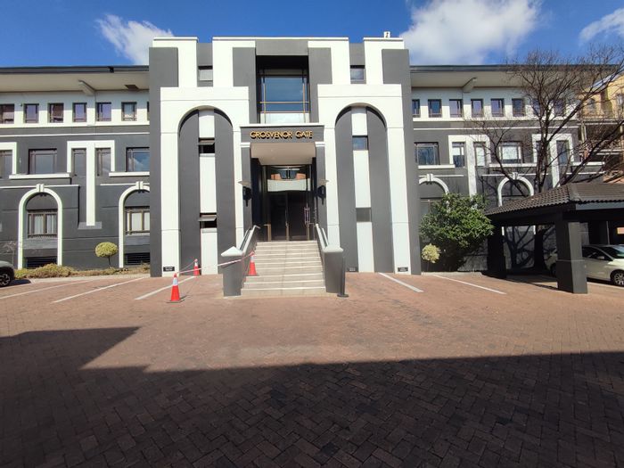 Hyde Park Office To Rent: Access-controlled, flexible spaces with ample parking and amenities.