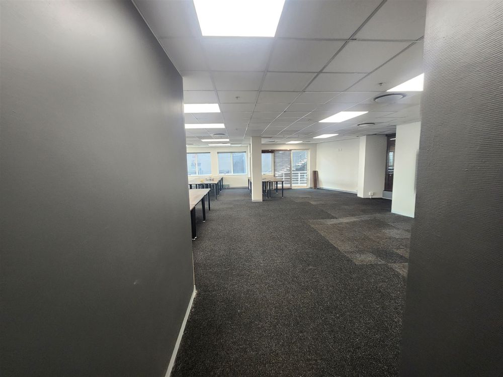 150 Rivonia Road - Sandton - Bldg 4 1st fl 200m² (1