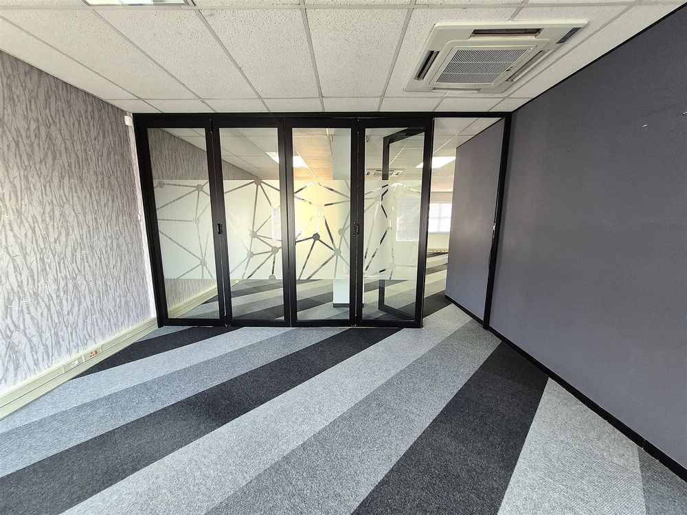 383m²_office_to_let_1st fl-57 _6th_ Rd_Hyde_Park (7
