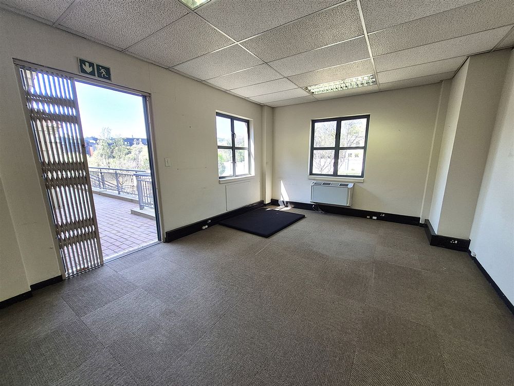 242m²_offices_to_let_1st_Fl_ _Eastwood_67_6th_ Rd_ Hyde_Park  (8