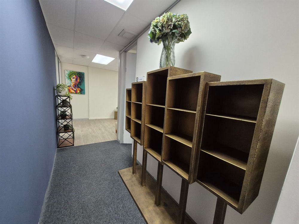 32 Fricker Road-Illovo-Grfl-308m² (8