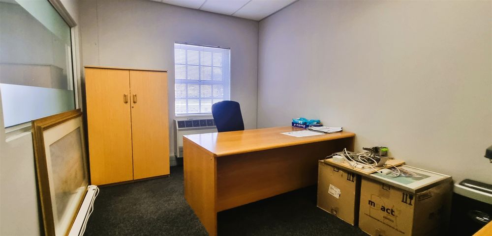 4 Georgian Crescent-Bryanston-Standalone 692m² (12)