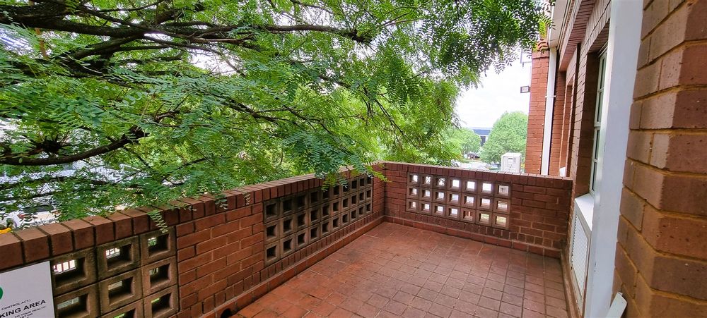 4 Georgian Crescent-Bryanston-Standalone 692m² (19)