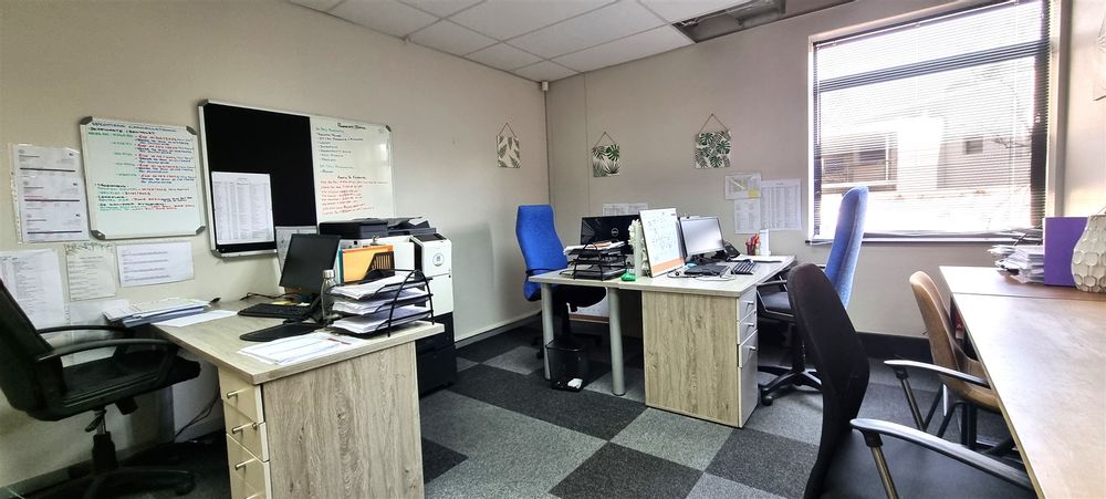 Silverpoint Office Park-Bryanston-Building 1 (13)