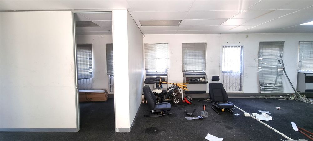 382 Rivonia Road-Edenburg-Standalone 500m² (7)