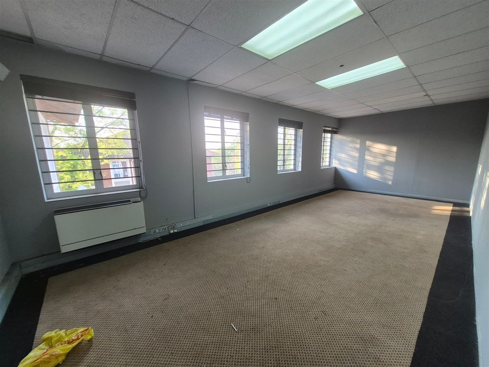 Burnside Island-Craighall-Bldg 8-1st fl-220m² (2