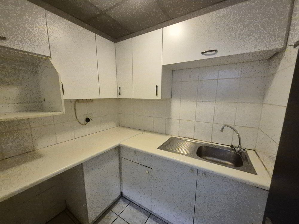 Burnside Island-Craighall-Bldg 8-1st fl-220m² (4