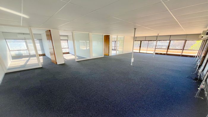 Essexwold Office To Rent: 188m², 24-hour security, fibre connectivity, backup generator.