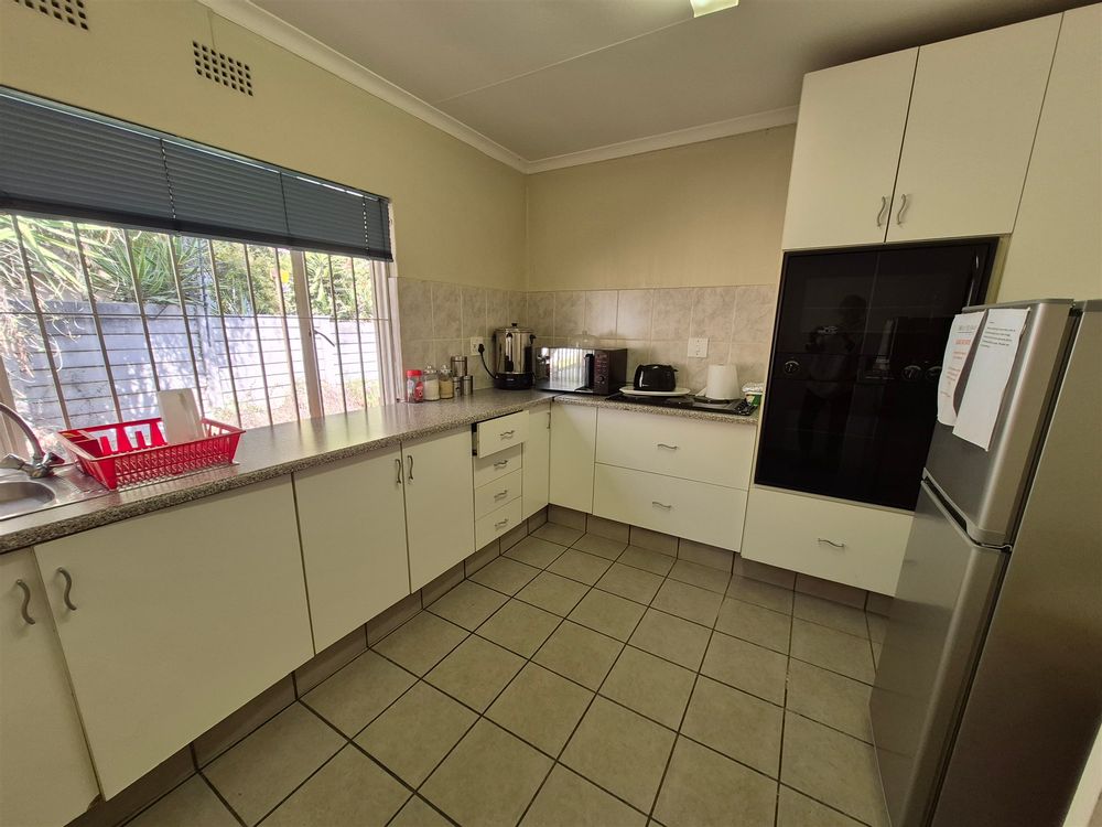 96 Jan Smuts Ave - Saxonwold - offices for sale - 8