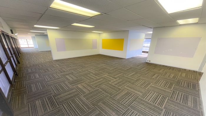 Essexwold Office To Rent: 614m², 24-hour security, fibre internet, backup generator.