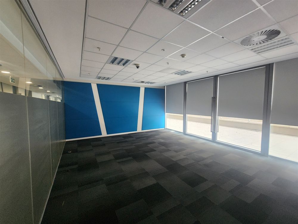 90 Grayston Dr - Sandton -Gr Fl 1093m² (10