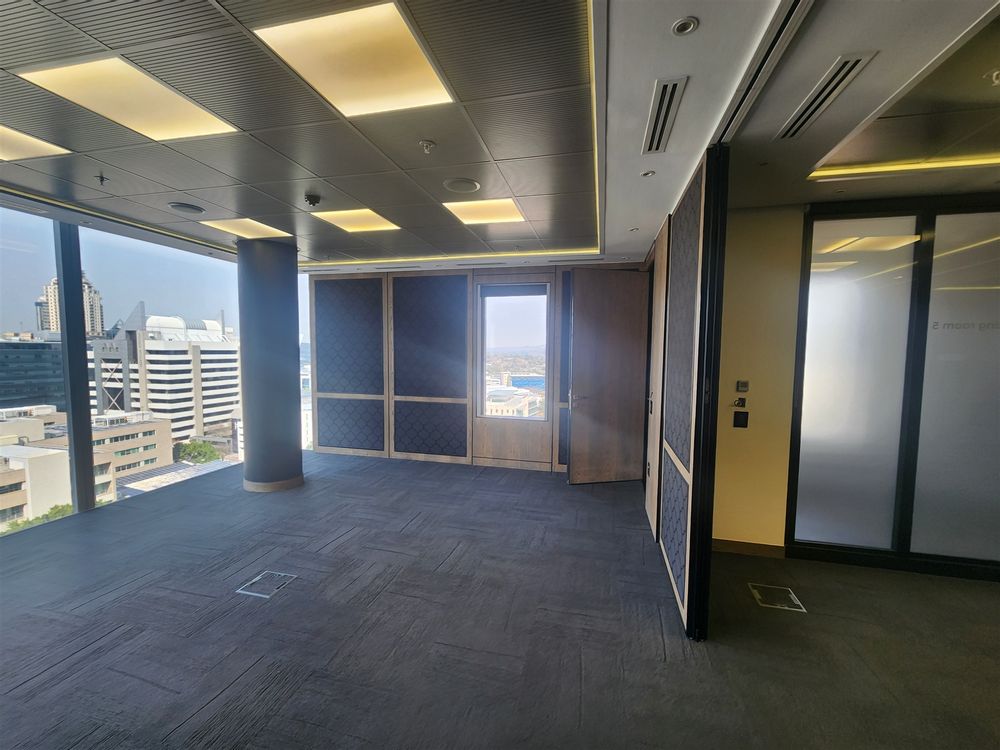 90 Grayston Dr - Sandton -6th Fl 2033m² (4