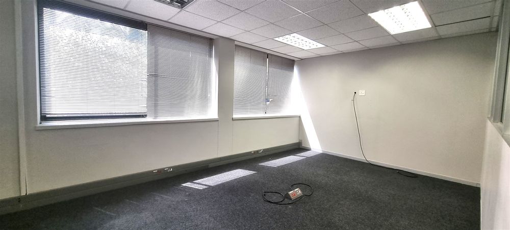 The Woodlands-Woodmead-Building 21 B&C (5