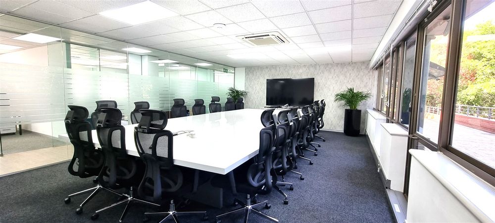 The Woodlands-Woodmead-Building 14 (6)