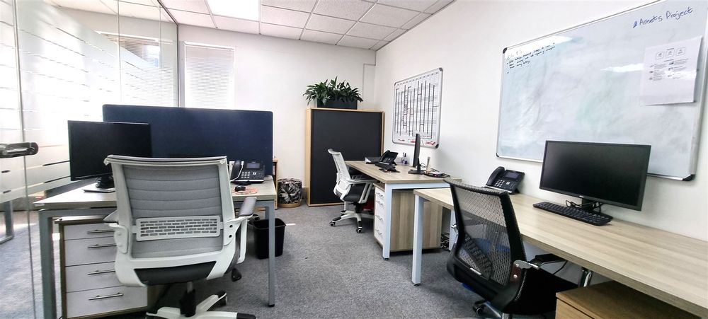 The Woodlands-Woodmead-Building 14 (10)