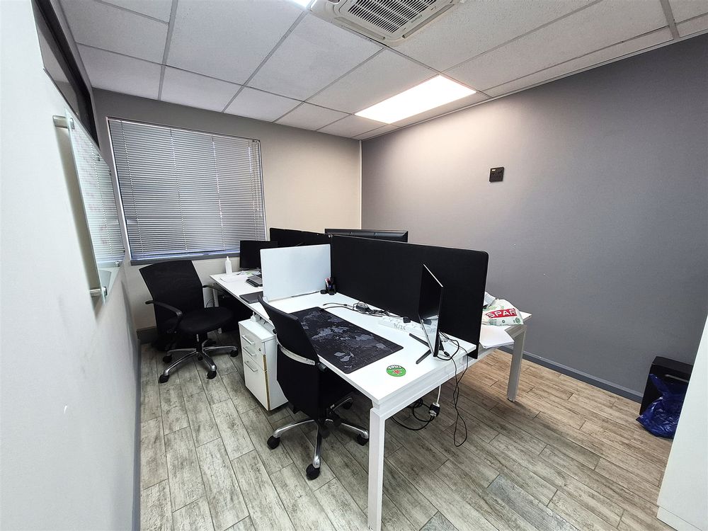 Offices-to-let - 205m²-gr fl-Dunkeld Park- Block A-Dunkeld West (6