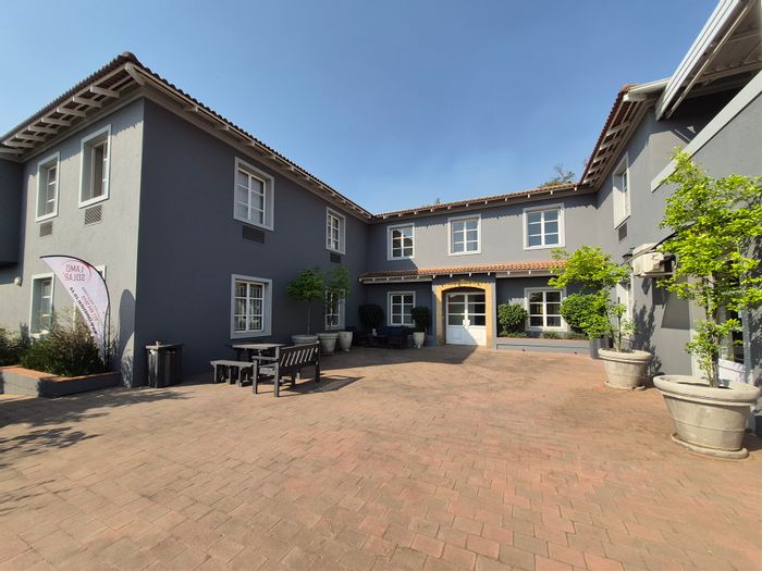 Office Suite To Rent in Hyde Park with 24-hour security and on-site amenities.