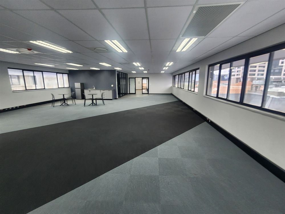 3 Gwen Lane -Sandton - 5th Fl 238.42m² (10