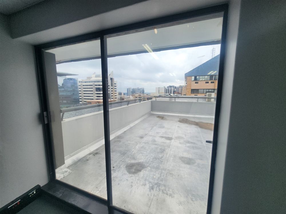 3 Gwen Lane -Sandton - 5th Fl 238.42m² (9