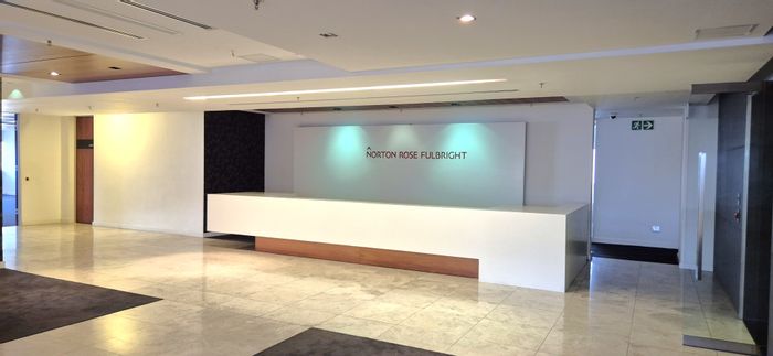 Premium office to rent in Cape Town City Centre with panoramic views and amenities.