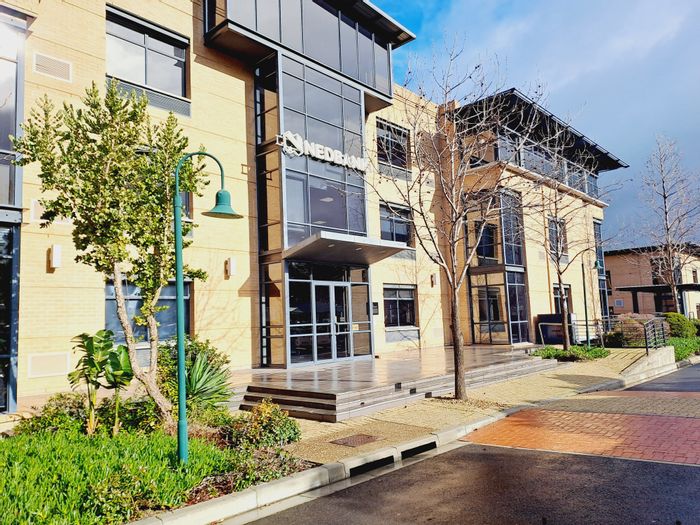 To Rent: Office in Plattekloof with parking, security, and generator backup.