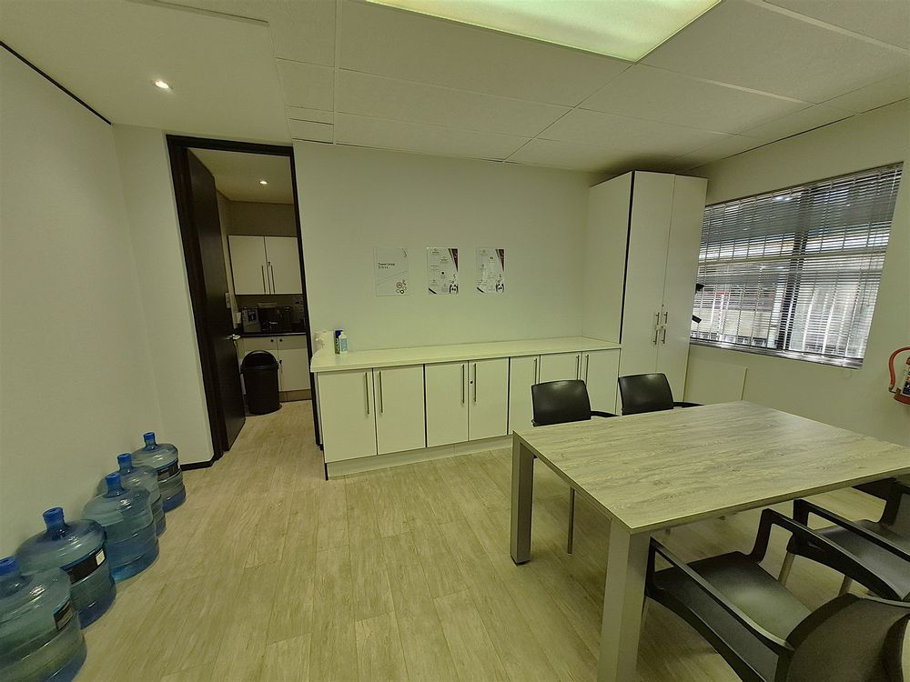 25 Rudd Road - Illovo - Johannesburg - 555.7m² (15