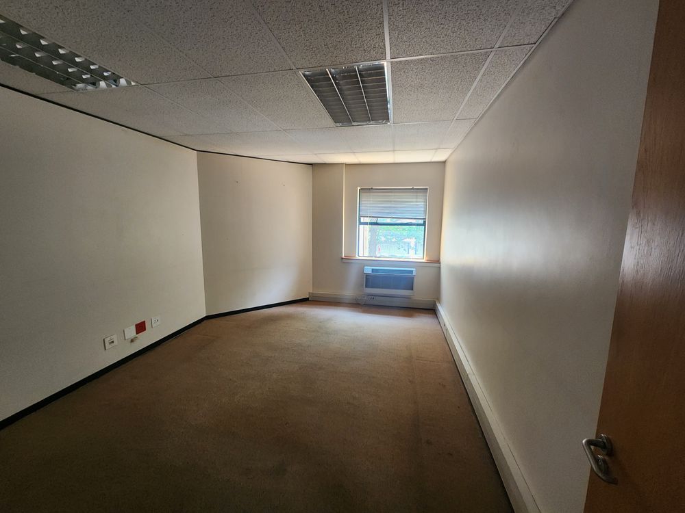 Sandown Village - Sandton - Block D2 - 1stfl 974m² (2