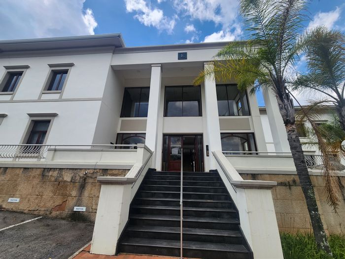 Office To Rent in Strathavon: 24-hour security, backup power, easy transport access.