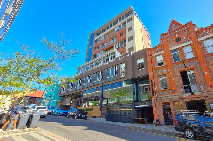 De Waterkant Office To Rent: 210sqm, fully fitted, secure parking, great location.