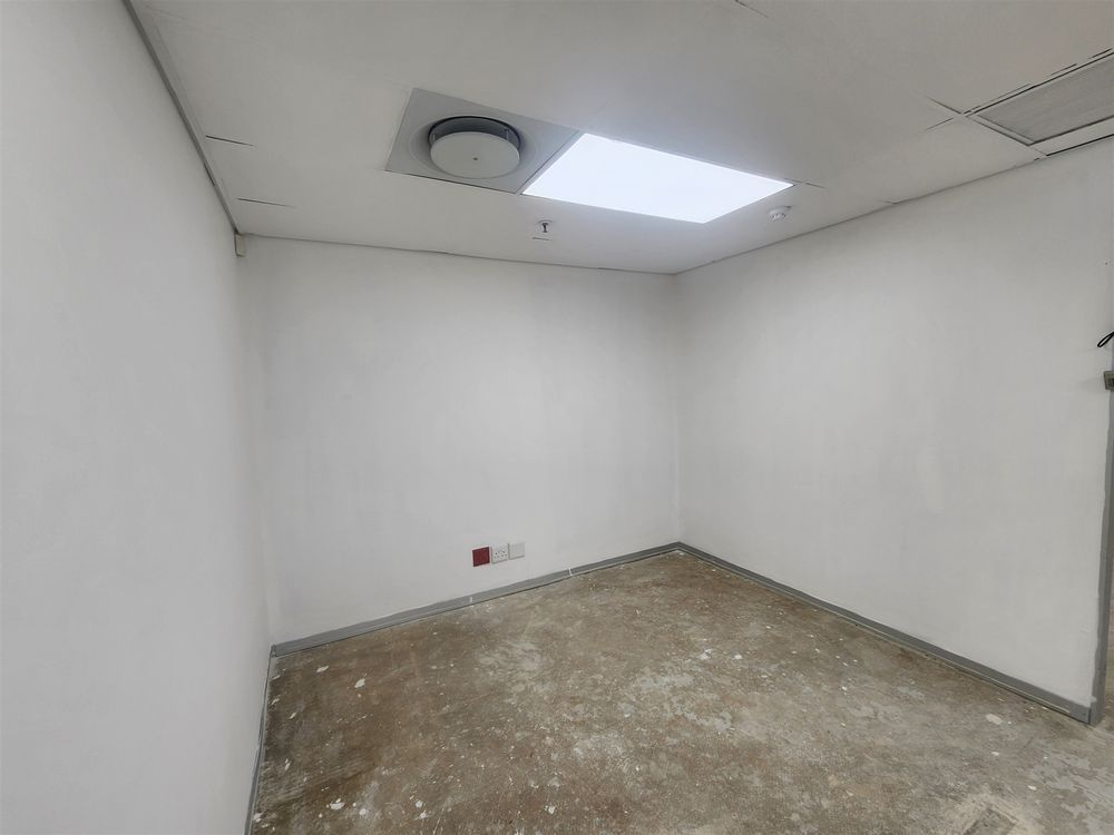 Offices to let - The Forum - Sandton - 9th Fl - 132,81m² (3