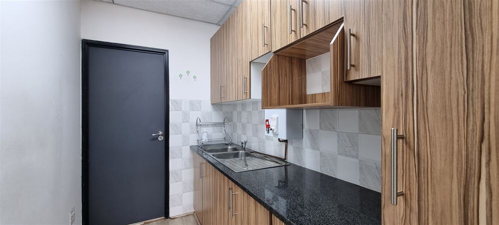 Fairway Office Park-Bryanston-Gleneagles House (10)