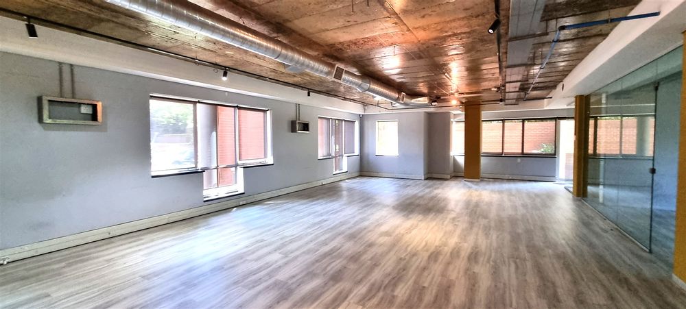 The Woodlands-Woodmead-Building 13 (3)