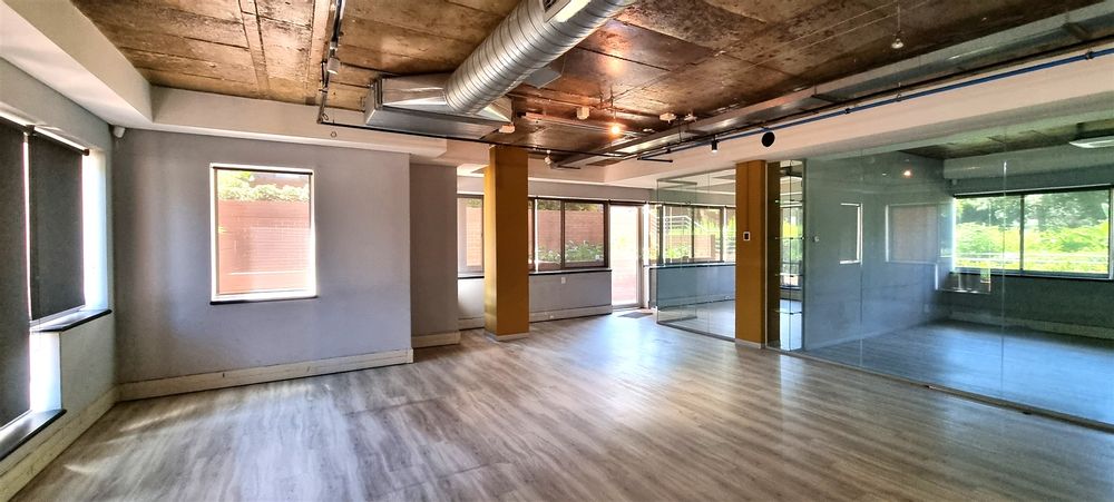 The Woodlands-Woodmead-Building 13 (4)