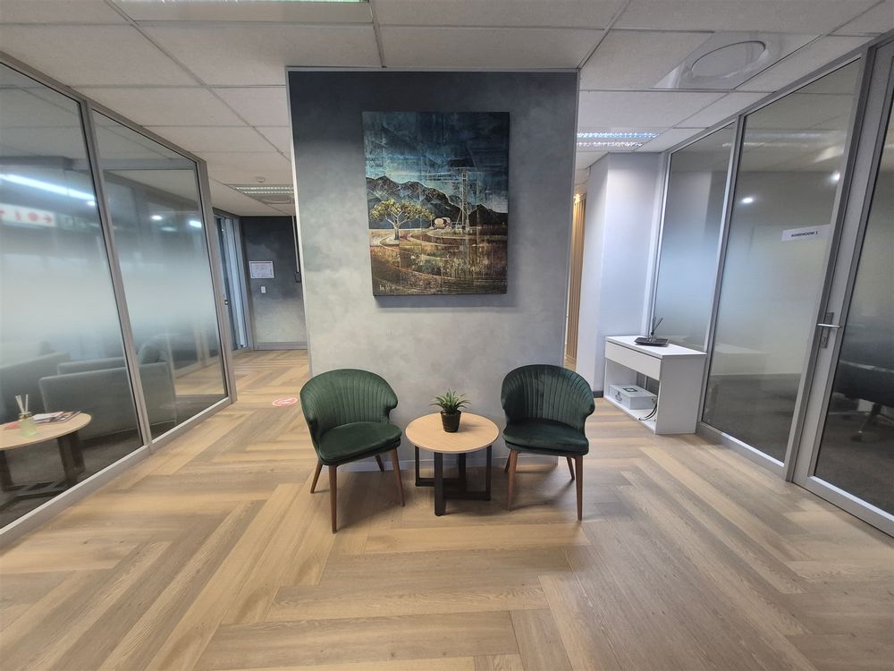 Offices to let-Oxford Corner-Rosebank-2nd Fl,475m² (10