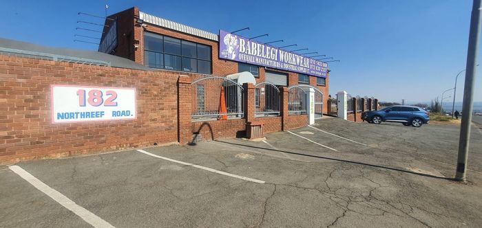 Versatile 5-unit warehouse for sale in Activia Park with high rental yield.