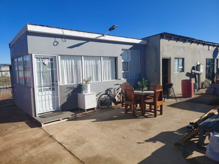 For Sale: Industrial property in Cape Road Industrial with dual access, approved plans.