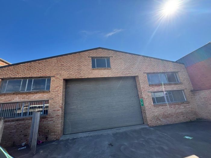 Industrial Workshop/Warehouse 391sqm To Rent in Pietermaritzburg Central, R21,500/month.