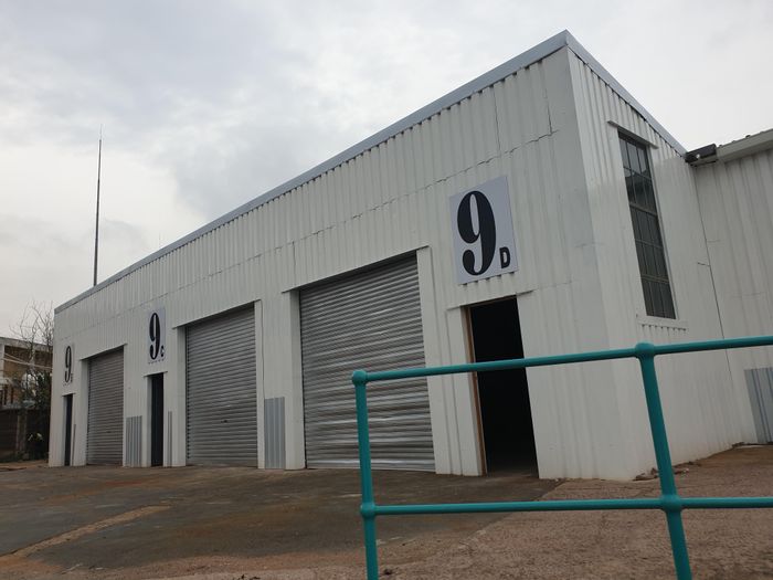 Industrial property in New Germany to rent: truck access, office, reception, private yard.