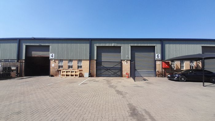 Industrial unit to rent in Glen Austin AH with office space and secure access.