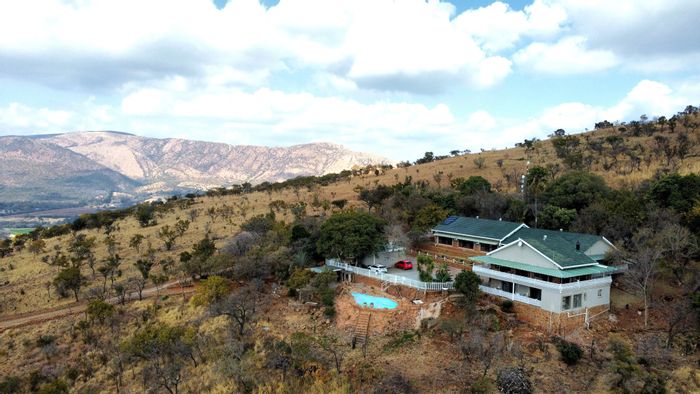 For Sale: Guest House in Waterkloof AH with 7 en-suite bedrooms, expansive land.