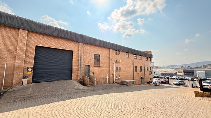Industrial space to rent in Sunderland Ridge with yard access and 24-hour security.